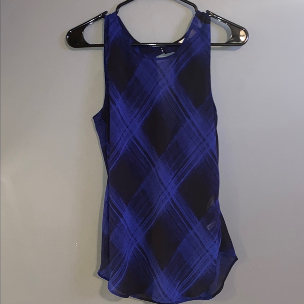 NY&C sleeveless top